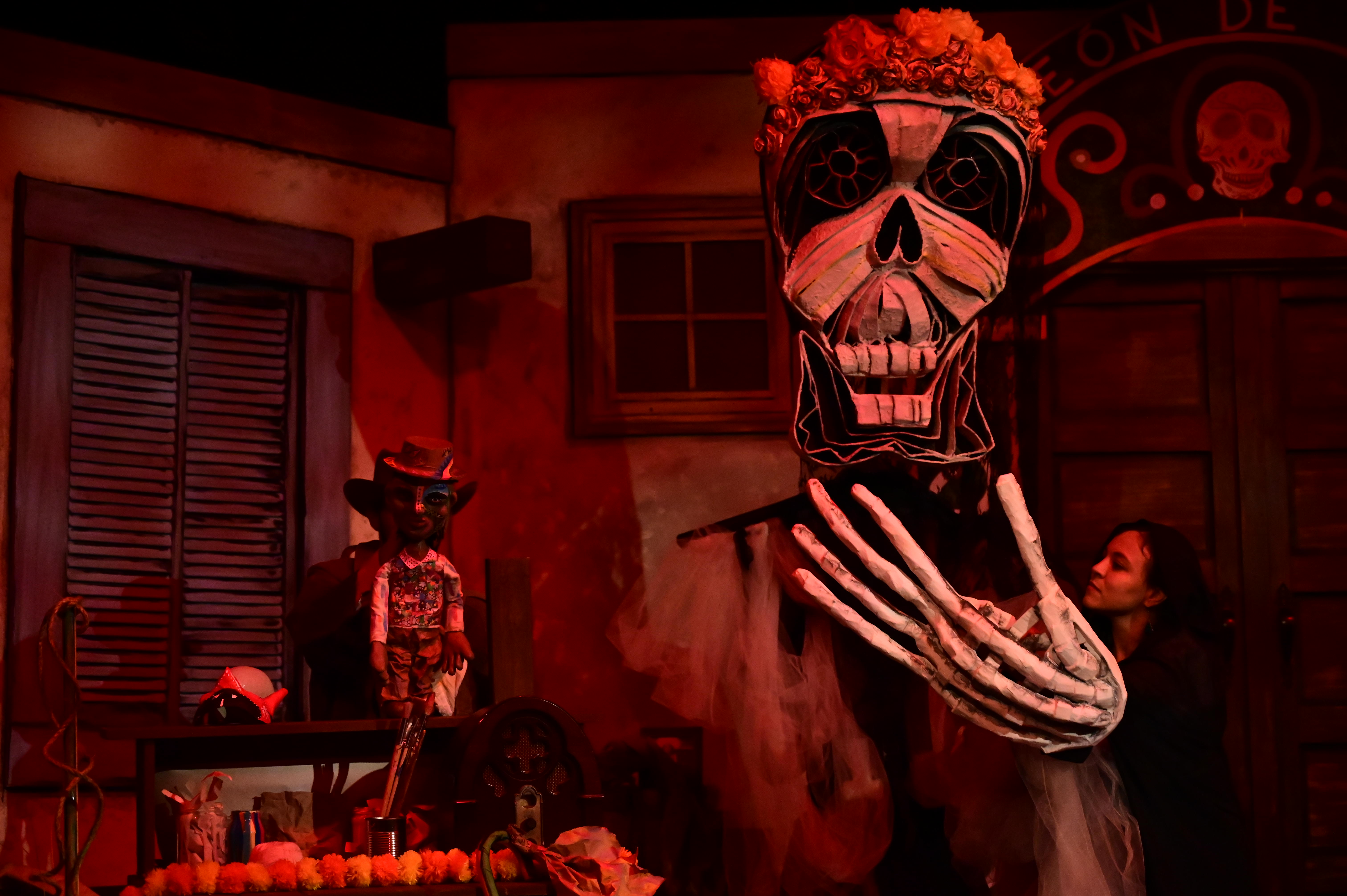 Alebrijes: el títere como puente entre materia y espíritu / Alebrijes: The Puppet as a Bridge Between Matter and Spirit